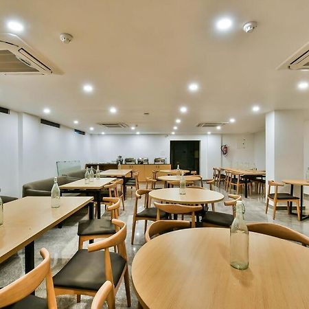 Hotel Mudita By Kirti Patna  Zewnętrze zdjęcie