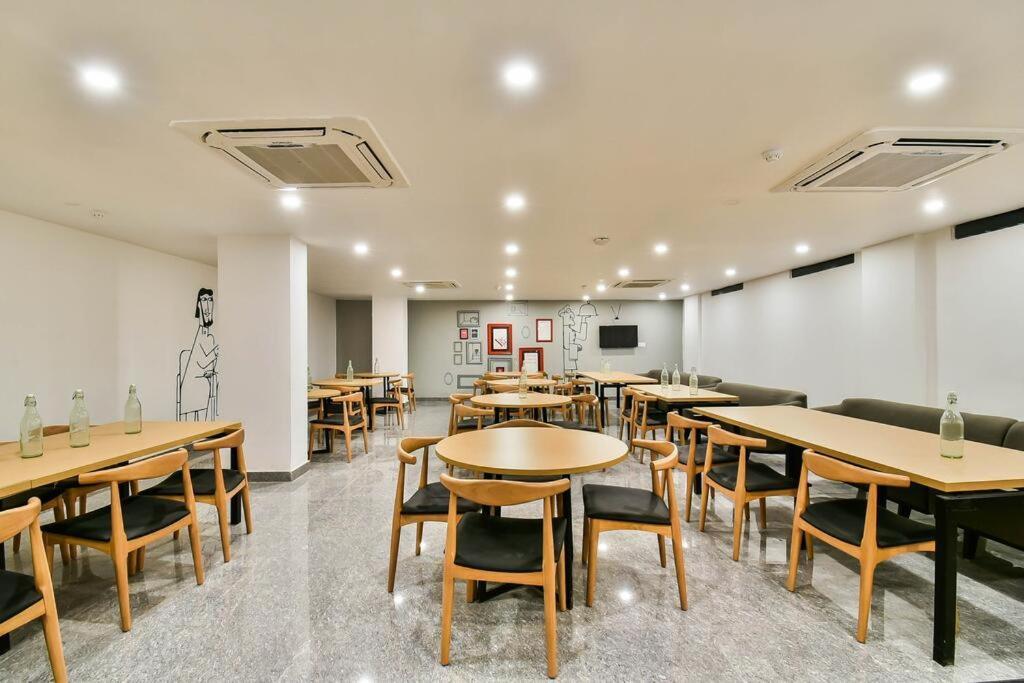 Hotel Mudita By Kirti Patna  Zewnętrze zdjęcie